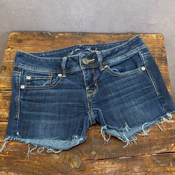 American Eagle Cut-Off Jeans Shorts | Slim Boot | Super Stretch | Size 2 - Picture 1 of 6